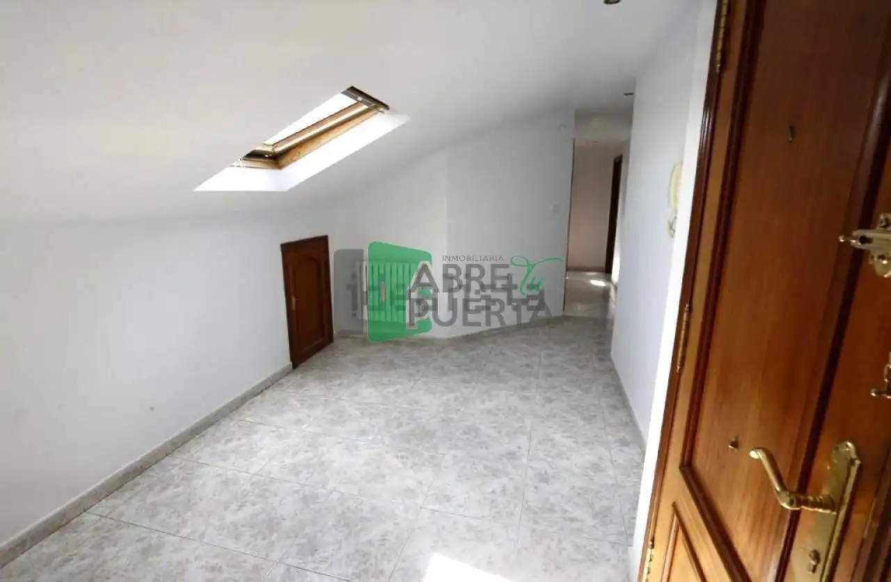 Wohnung zum Verkauf in Barbadás mit Heizung, Terrasse und Möbliert