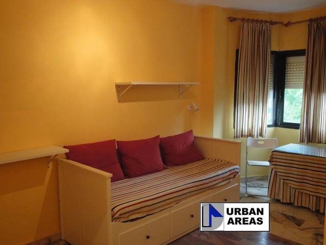 Estudio en Alquiler en Calle Administrador Gutierrez Anaya en Parque Alcosa