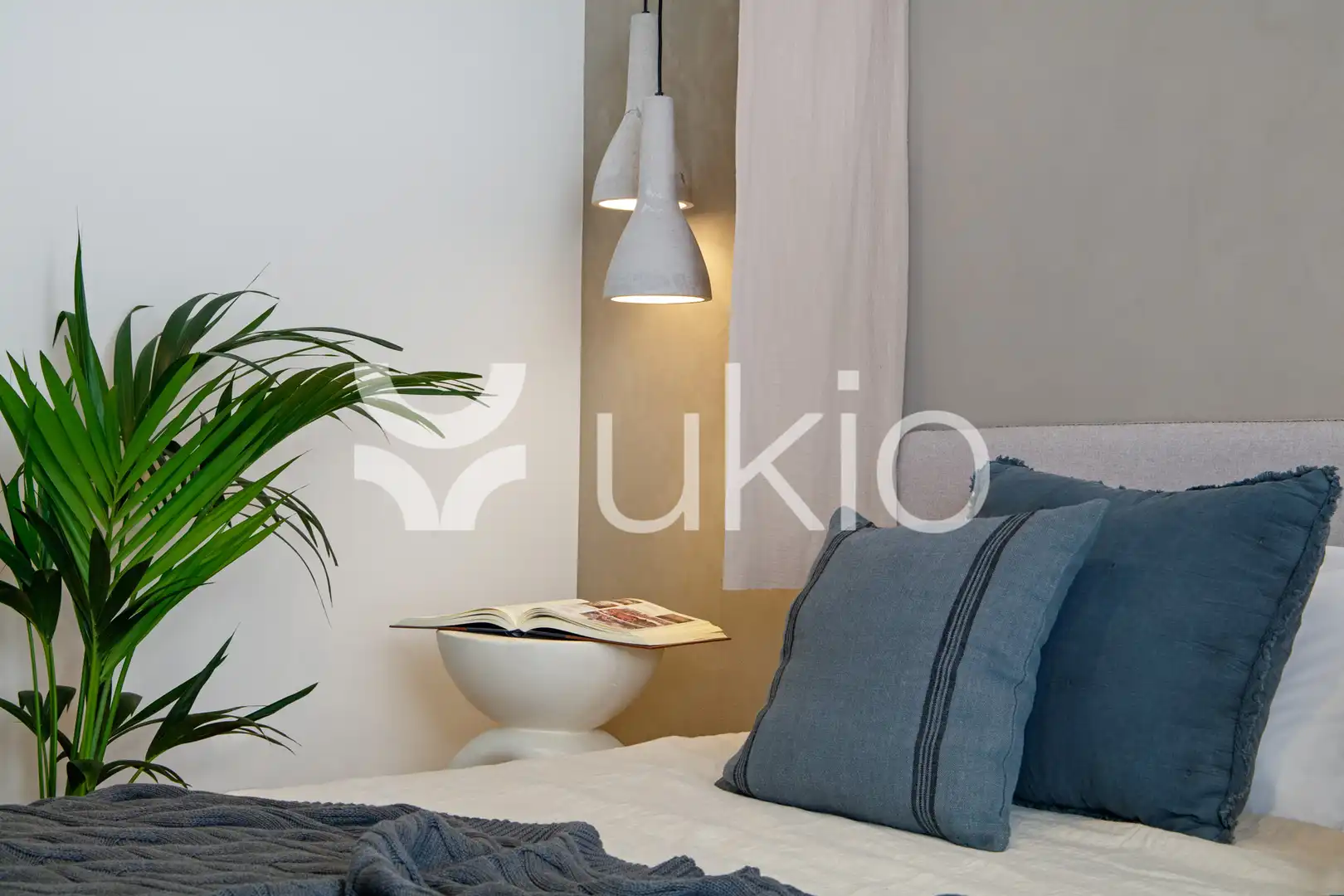 Habitación de Apartamento de alquiler en Madrid con Aire acondicionado, Calefacción y Amueblado