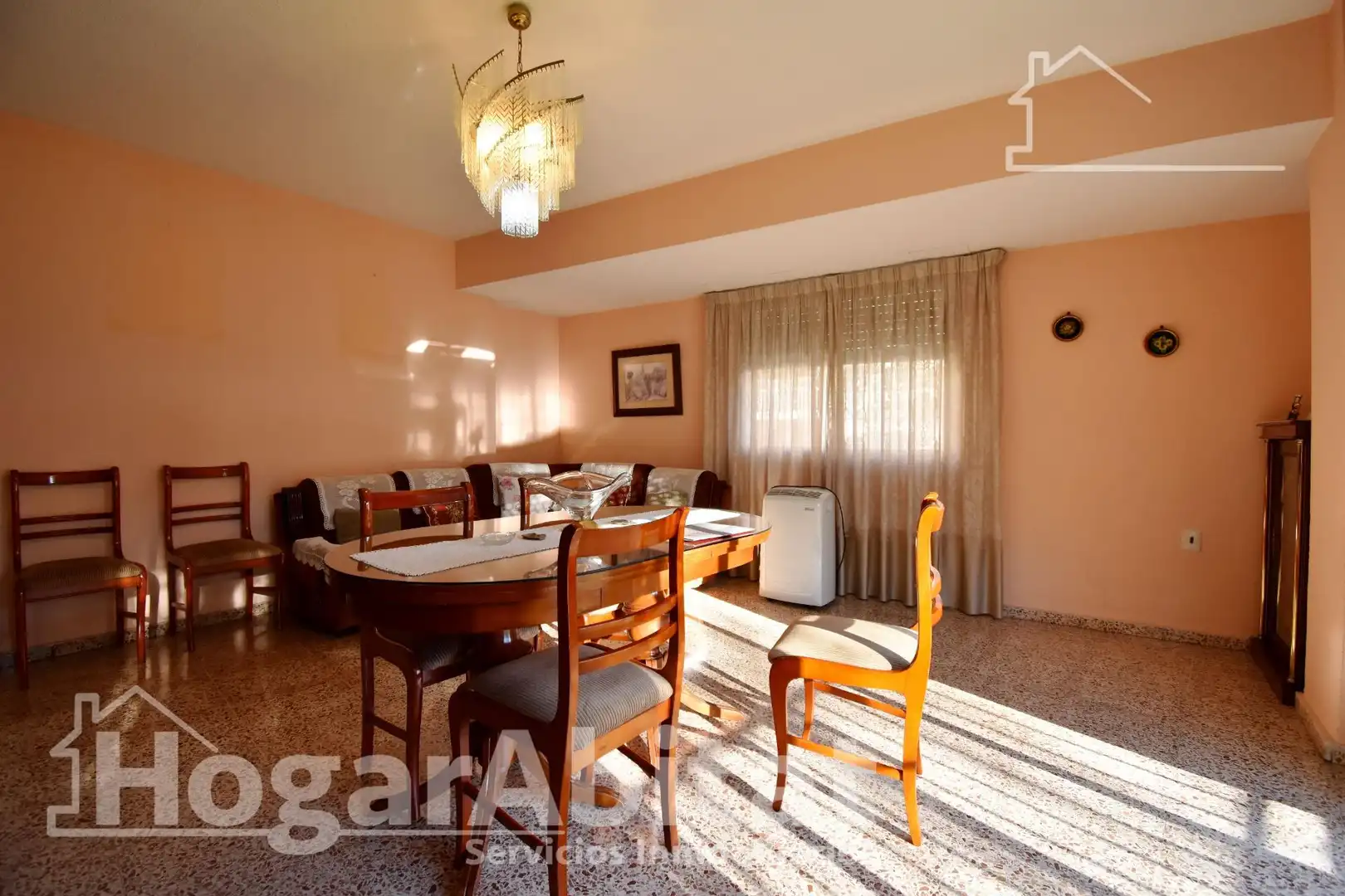 Vista exterior de Piso en venta en Oliva con Terraza, Amueblado y Balcón