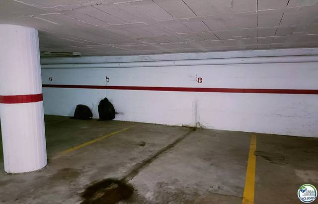 Garaje en Venta en Carrer Gardisso, 15 en El Colomer - La Bateria - La Coma