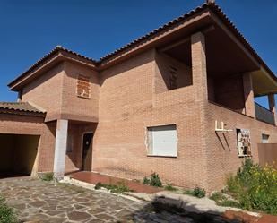 Exterior view of House or chalet for sale in Burguillos de Toledo  with Private garden and Terrace