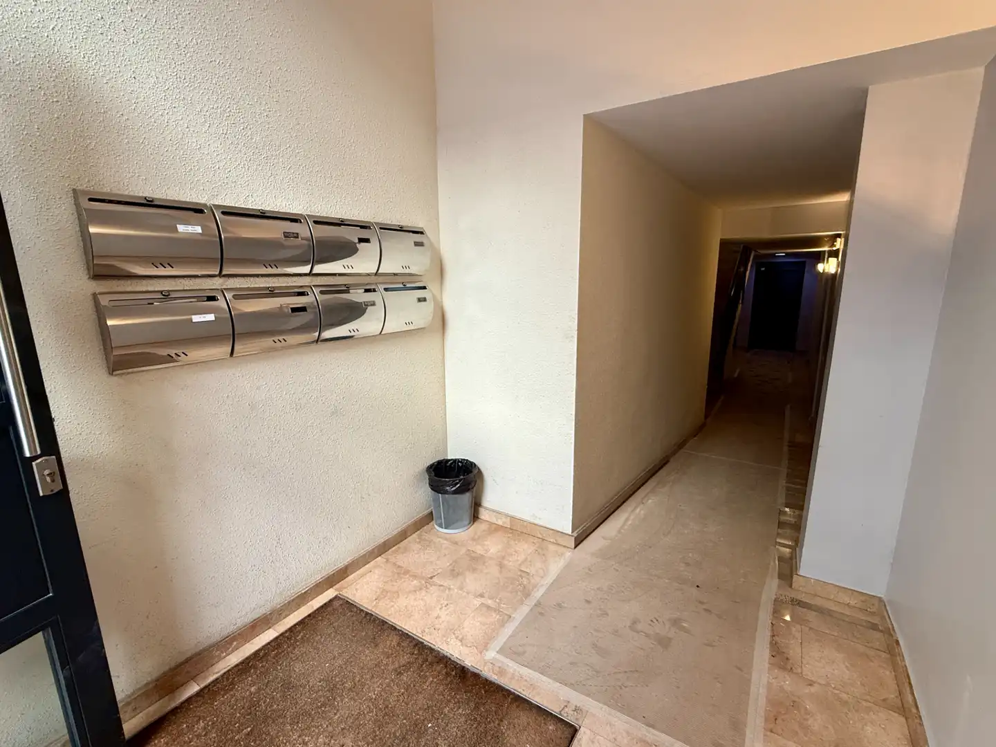 Wohnung zum Verkauf in Barcelona mit Heizung, Terrasse und Alarm