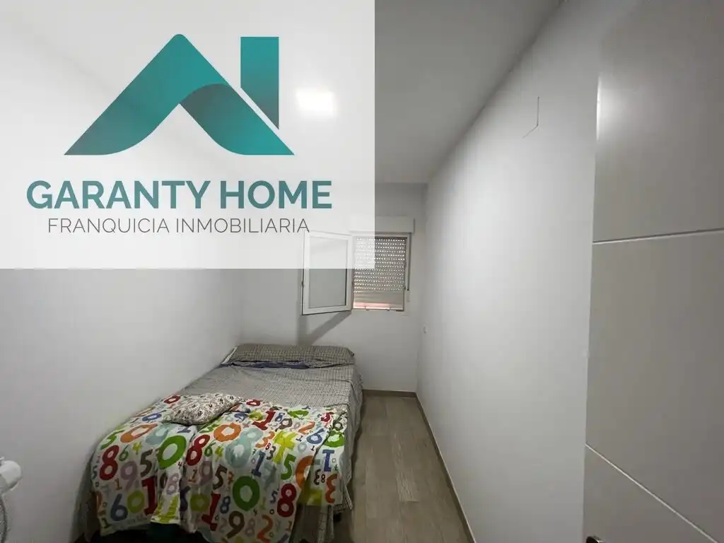 Habitación de Finca rústica en venta en Martos con Aire acondicionado, Calefacción y Jardín privado