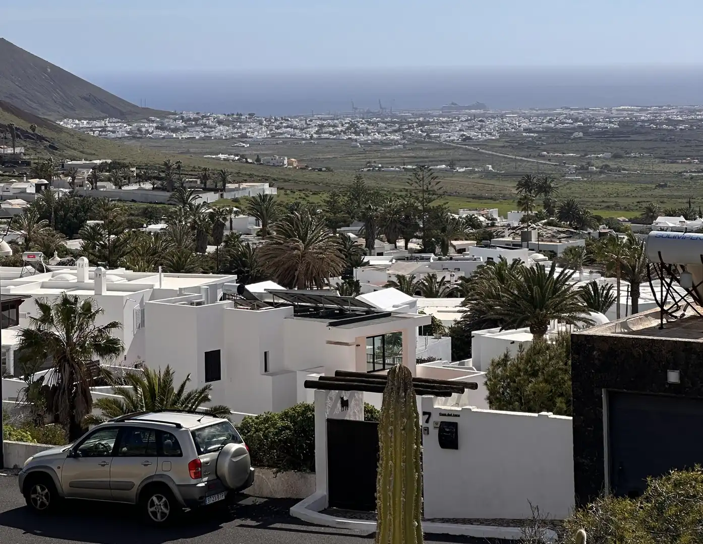Vista exterior de Casa o chalet en venta en Teguise con Jardín privado, Terraza y Amueblado