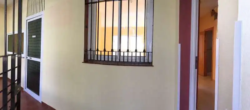 Casa adosada de lloguer a Benacazón