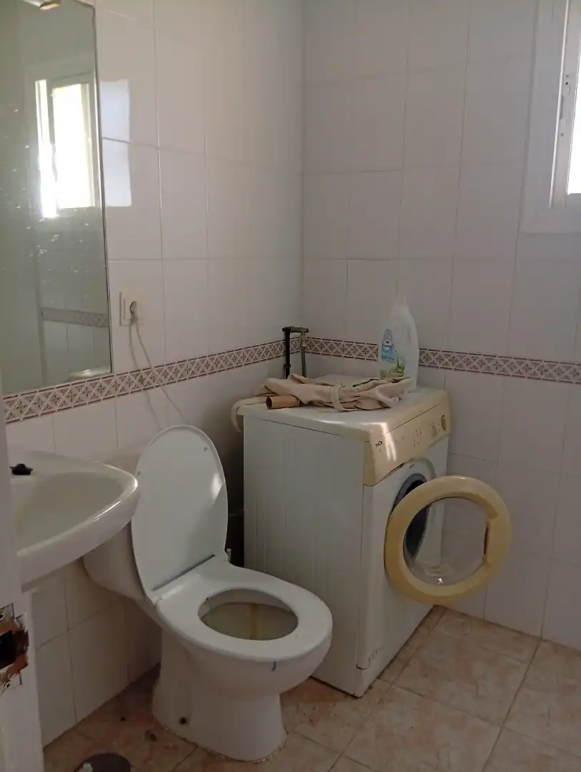 Baño de Piso de alquiler en Estepona con Amueblado
