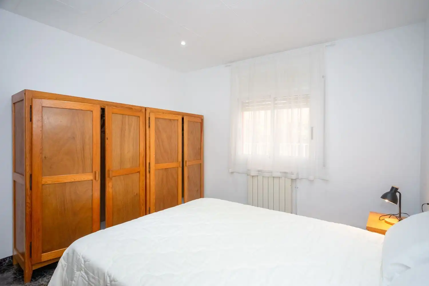 Habitación de Piso de alquiler en Girona con Calefacción, Terraza y Trastero