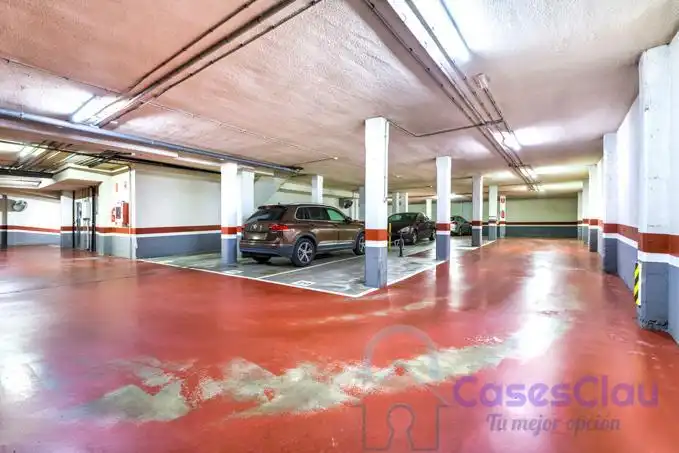 Einzelparkplatz zum Verkauf in Este, imagen 4