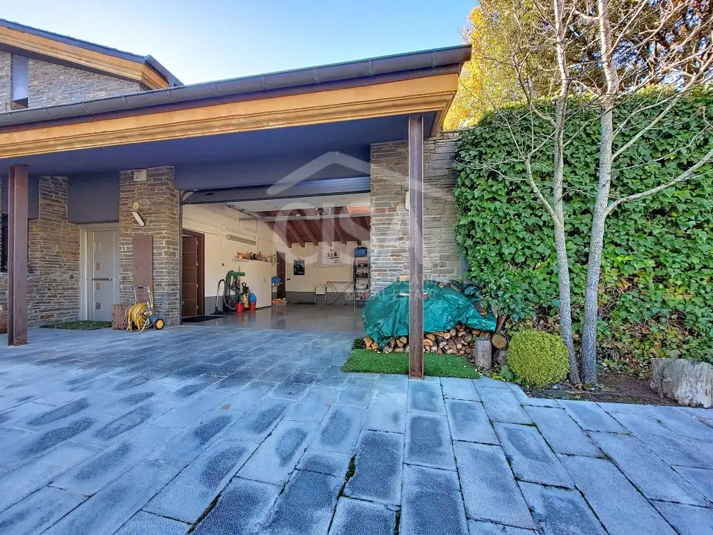 Jardín de Casa o chalet en venta en Montferrer i Castellbò con Calefacción, Amueblado y Horno