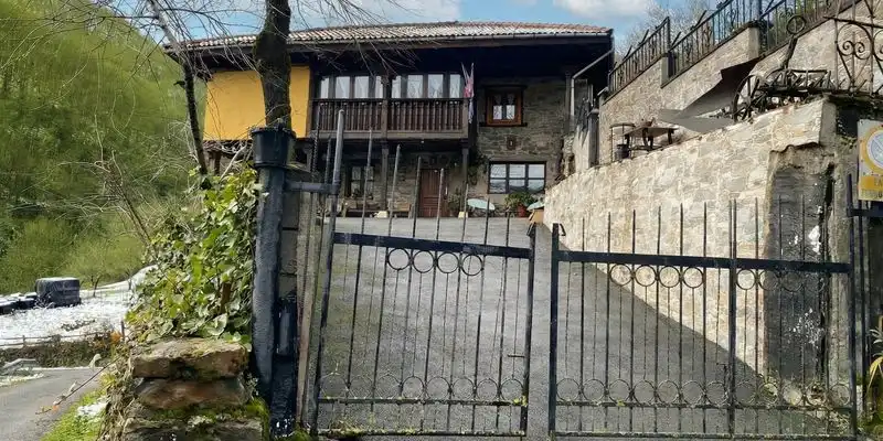 Exterior view of Houses for sale in Ponga  with Private garden, Terrace and Storage room