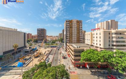 Vista exterior de Pis en venda en Málaga Capital amb Aire condicionat i Terrassa