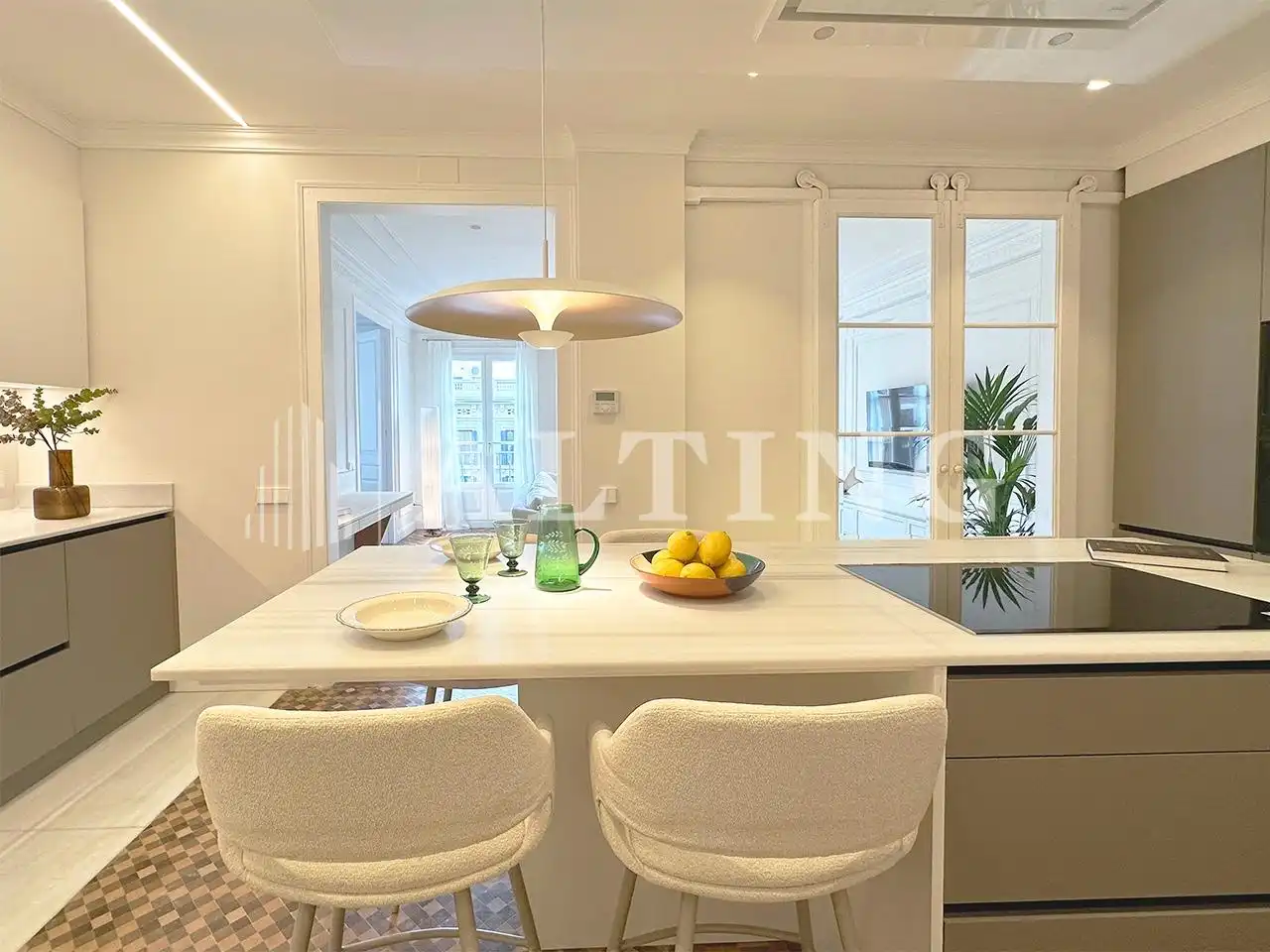 Appartamento con terrazza in vendita a Ronda Ronda Universitat, imagen 6