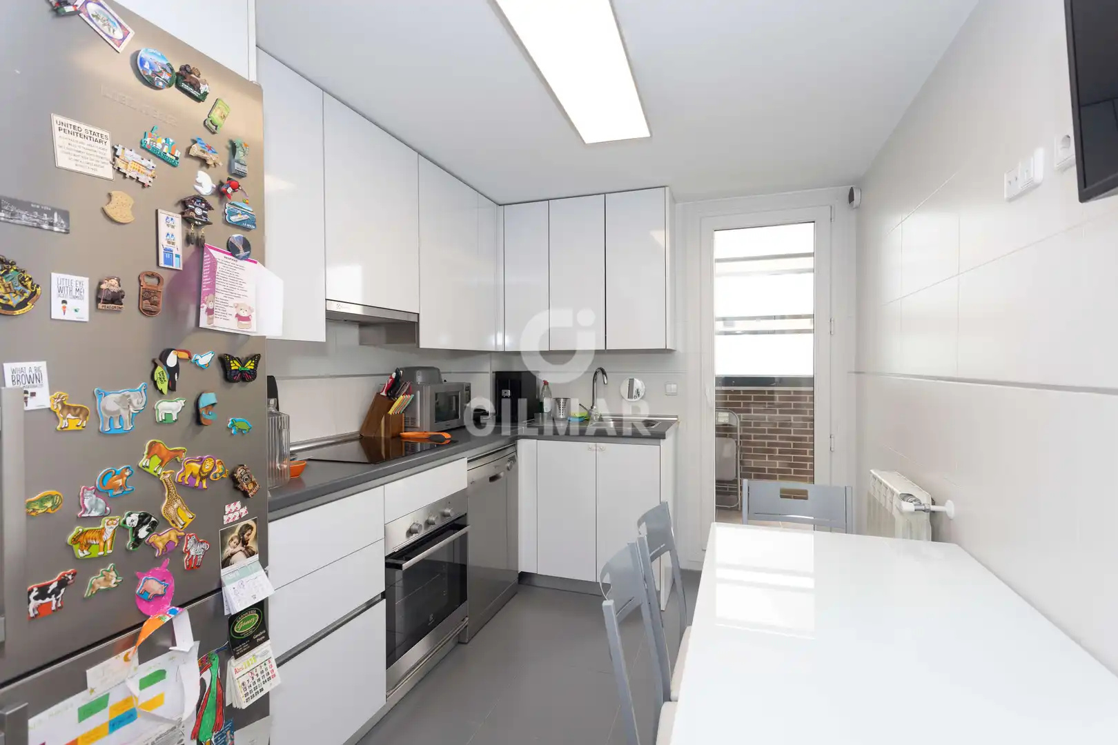 Küche von Maisonette zum Verkauf in Madrid mit Heizung, Privatgarten und Abstellraum