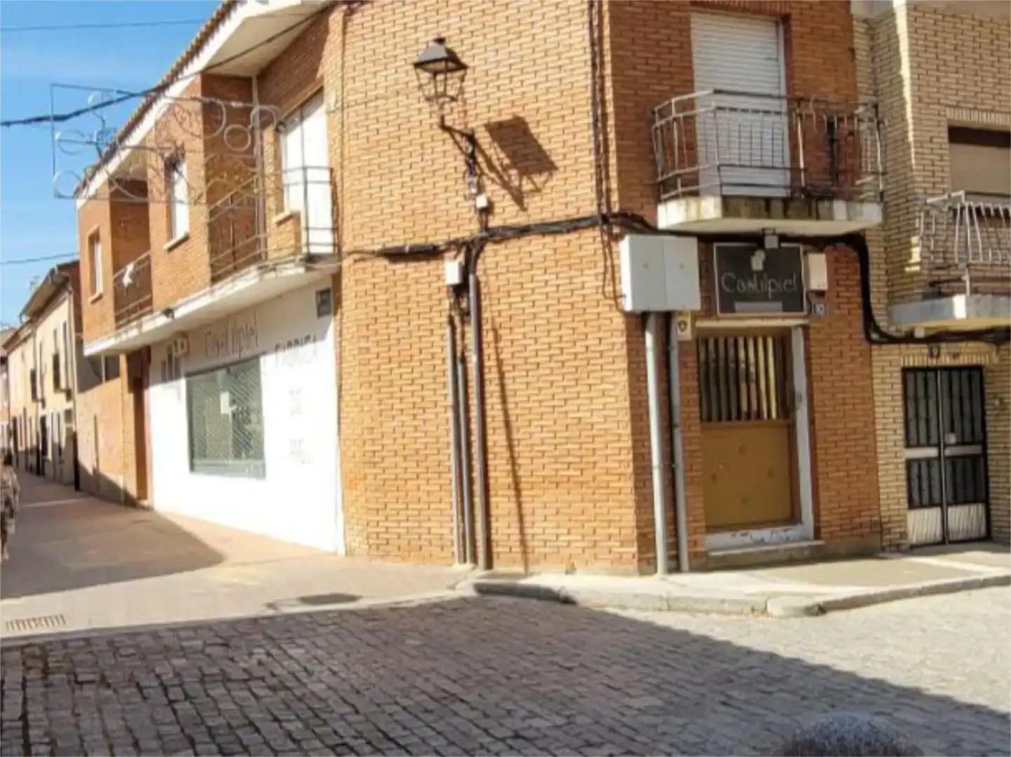 Vista exterior de Pis en venda en Alaejos amb Balcó