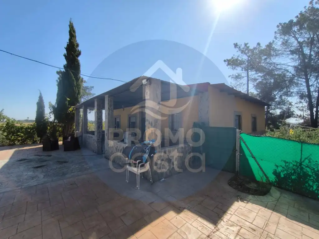 Garden of Country homes for sale in Gibraleón, Huelva