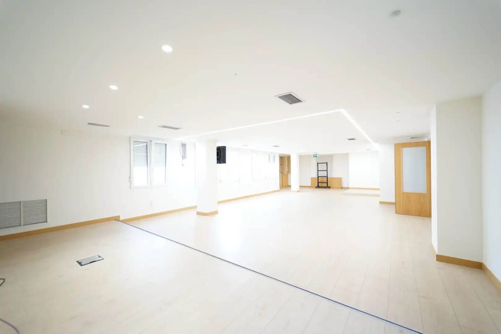 Oficina en venta en Santander con Aire acondicionado, Calefacción y Trastero