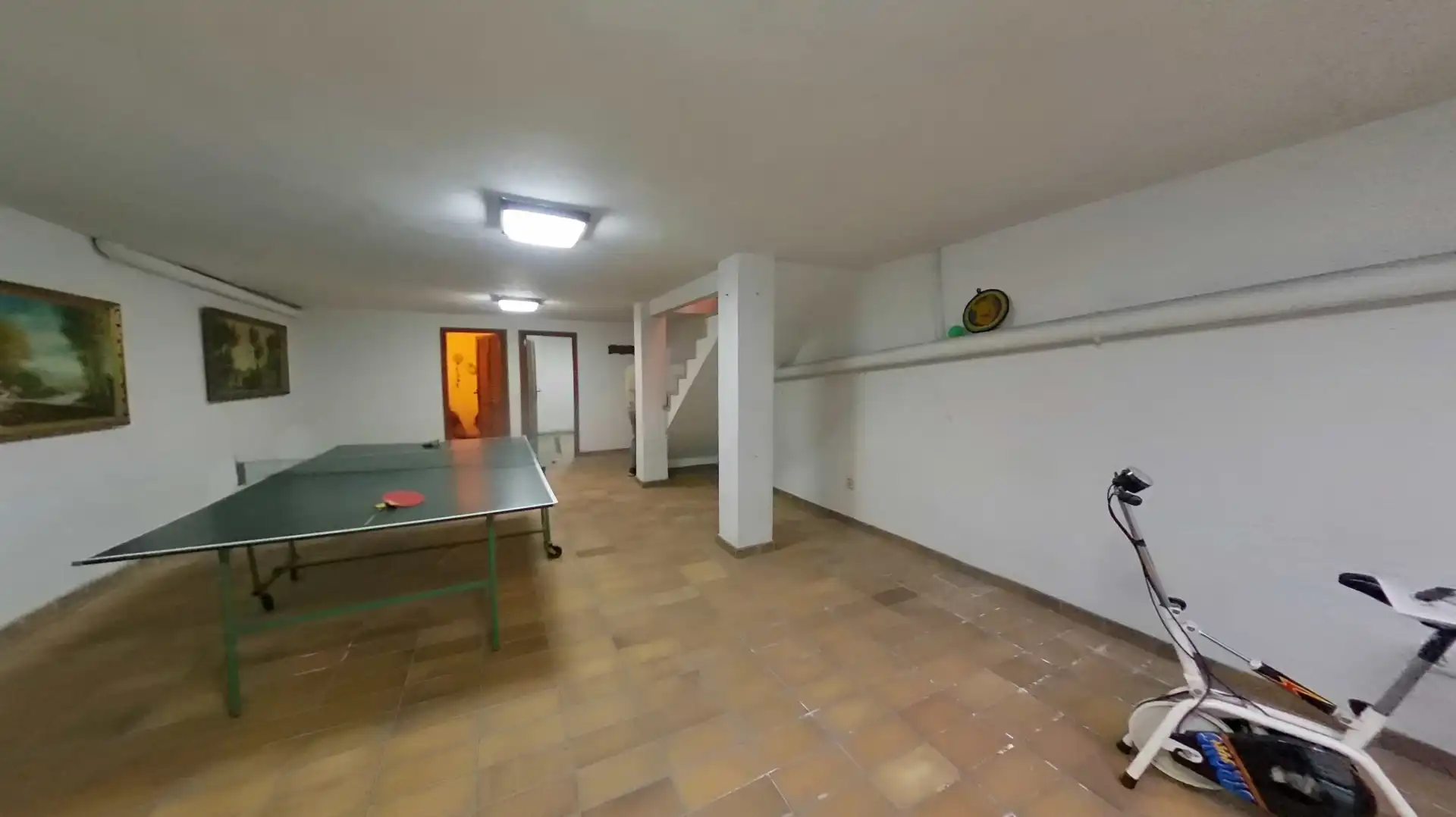 Einfamilien-Reihenhaus zum Verkauf in Sabadell mit Klimaanlage, Heizung und Privatgarten