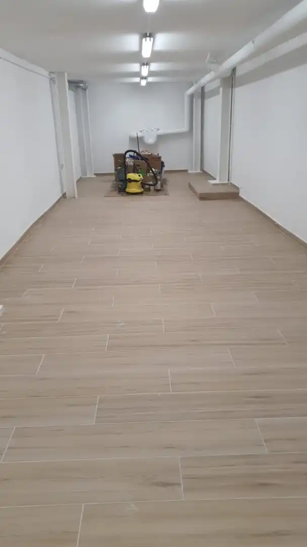 Local comercial de lloguer a Carrer de la Cort, imagen 15