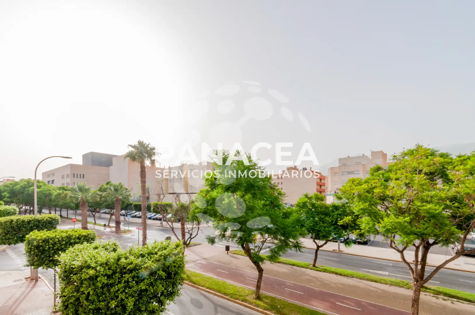 Vista exterior de Piso en venta en El Ejido con Amueblado, TV y Balcón
