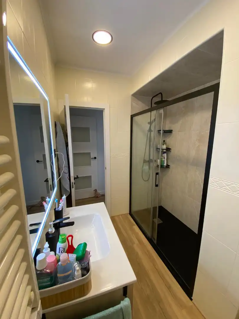 Baño de Piso en venta en Plasencia con Aire acondicionado, Calefacción y Amueblado