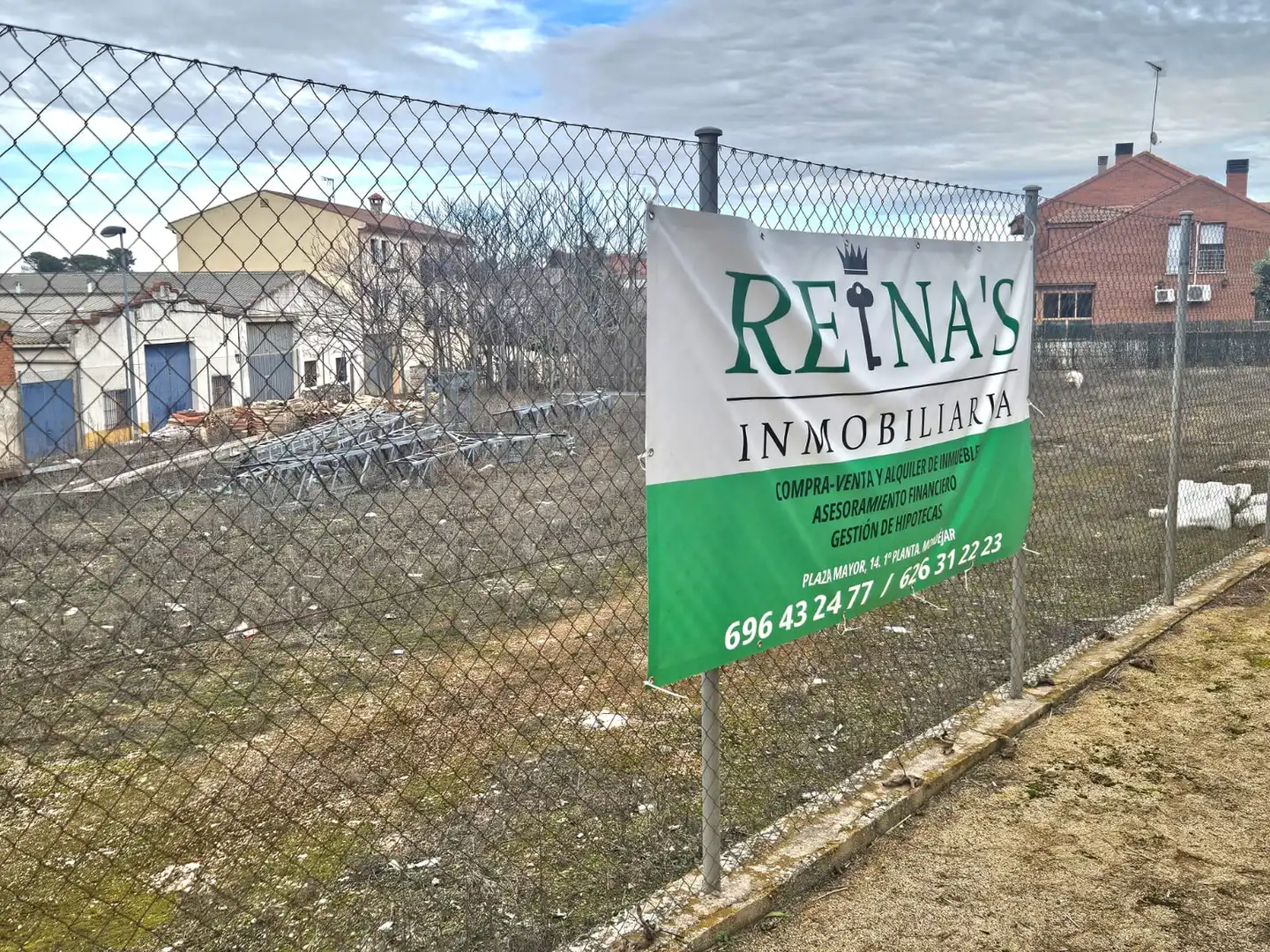 Terrenos y solares en venta en Calle del Pozo