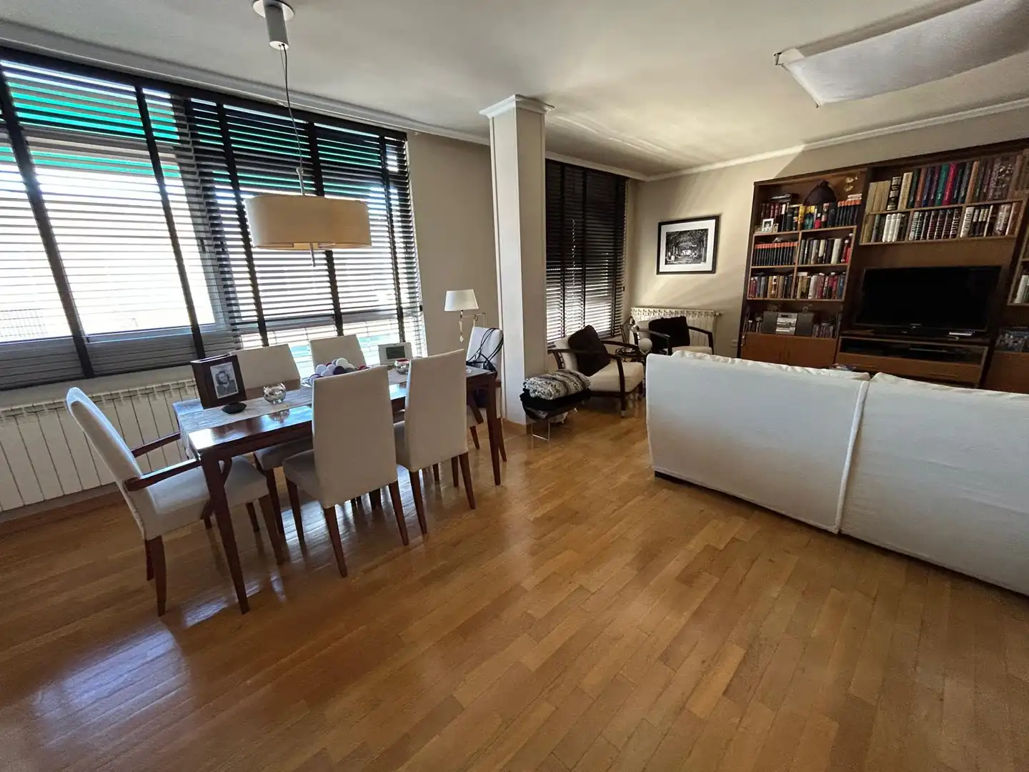 Comedor de Piso en venta en Ciudad Real con Aire acondicionado, Calefacción y Amueblado