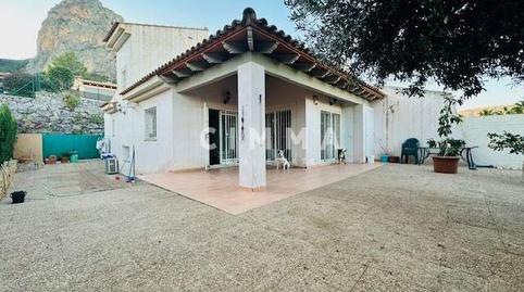 Foto 3 de Casa adosada en venda a Polop, Alicante