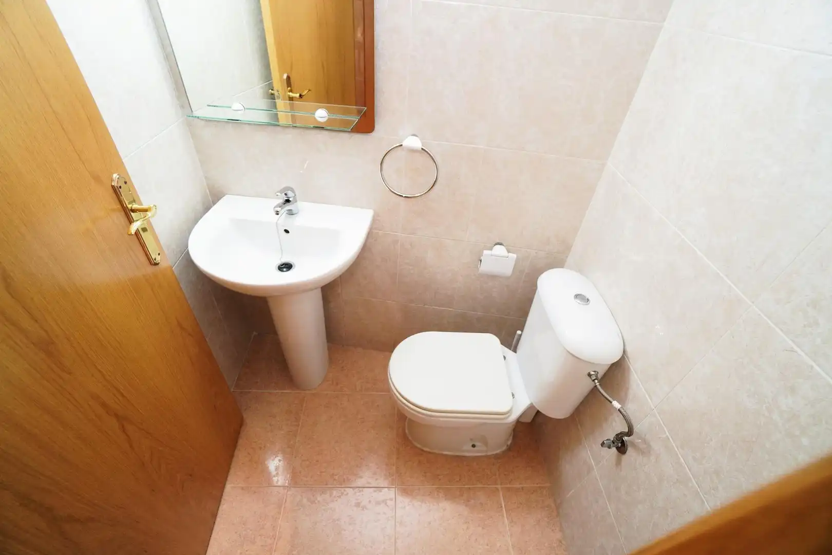Baño de Piso en venta en Torredembarra con Aire acondicionado, Calefacción y Terraza