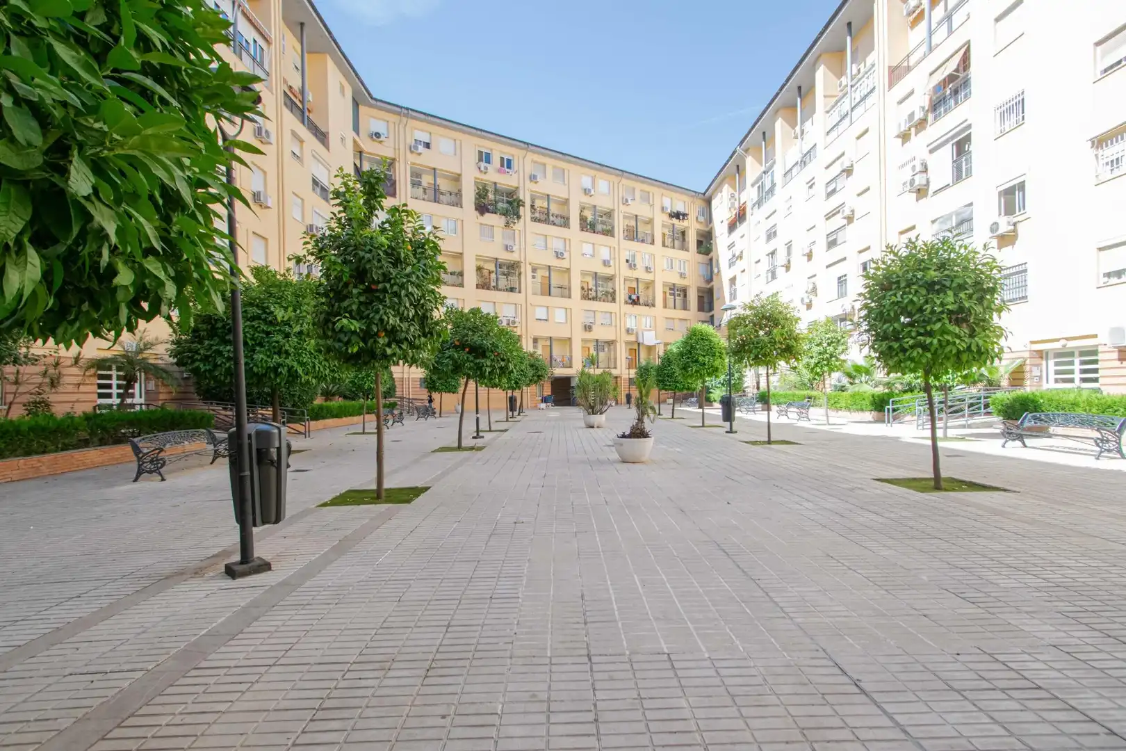 Exterior view of Flat for sale in Sevilla  with Air Conditioner, Heating and Terrace