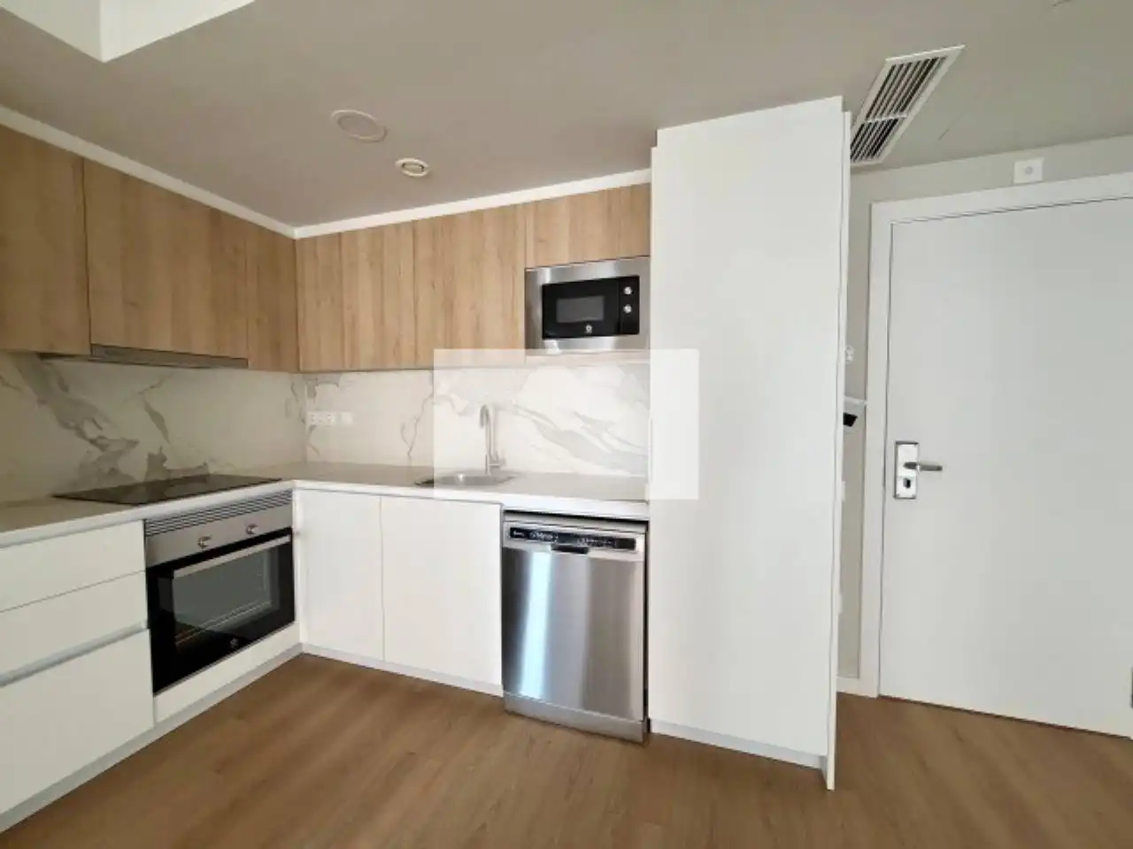 Cuina de Pis de lloguer en Terrassa amb Aire condicionat, Calefacció i Parquet