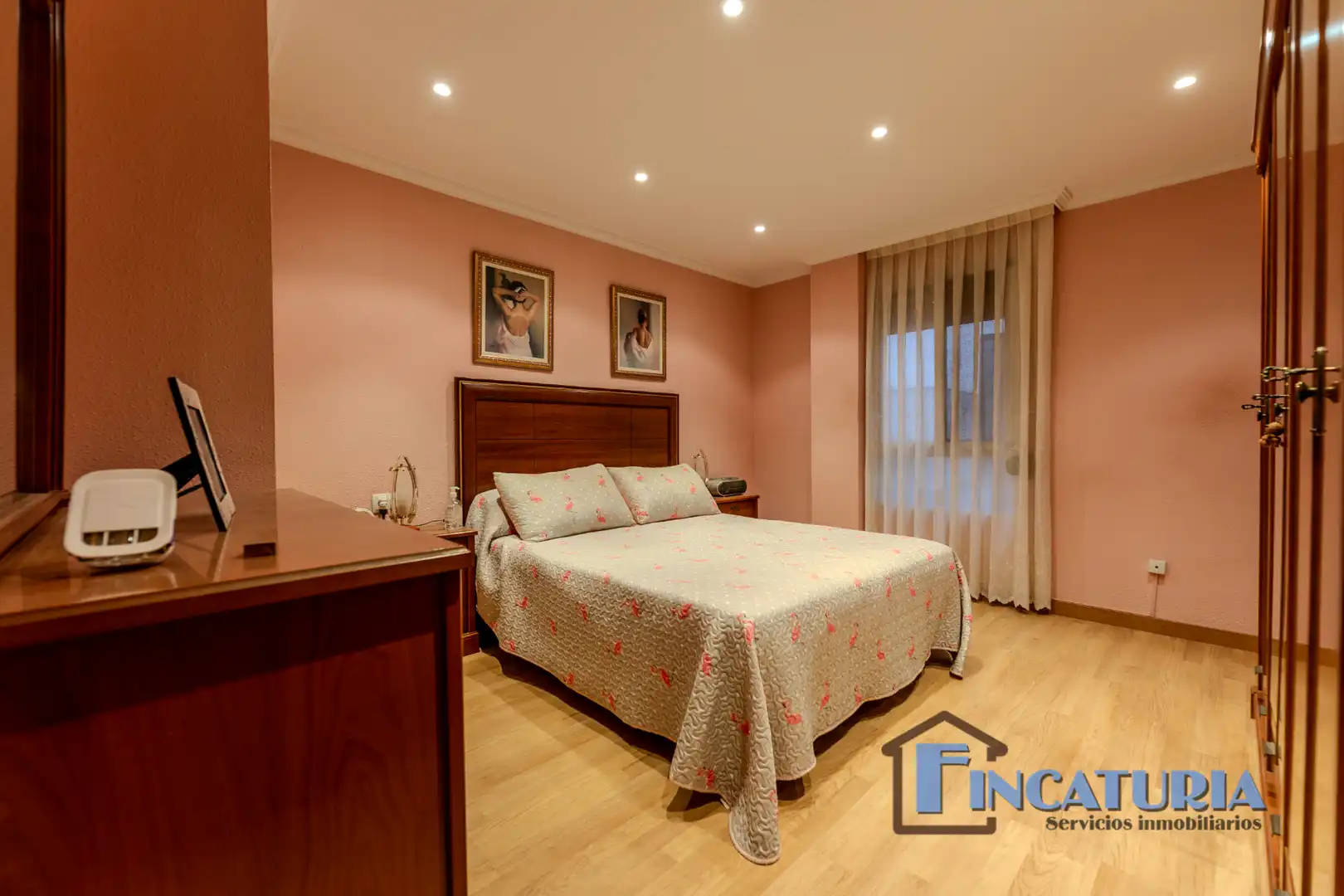 Schlafzimmer von Wohnung zum Verkauf in Mislata mit Klimaanlage, Parkett und Terrasse