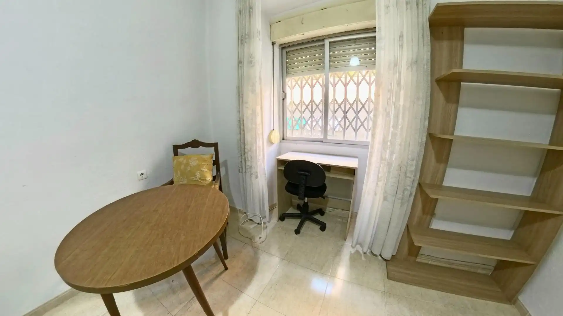 Wohnung zur Miete in Avenida DE ANDALUCES, Pajaritos