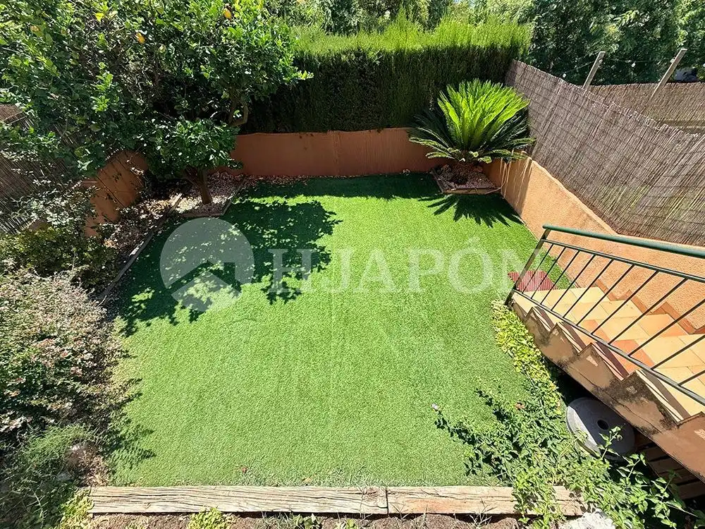 Jardín de Casa adosada en venta en El Masnou con Calefacción, Jardín privado y Terraza