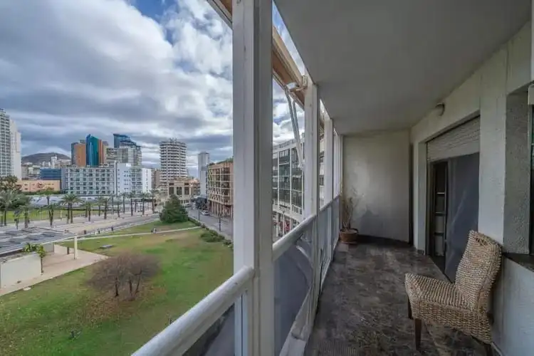 Terraza de Piso en venta en Benidorm con Terraza, Amueblado y Piscina comunitaria