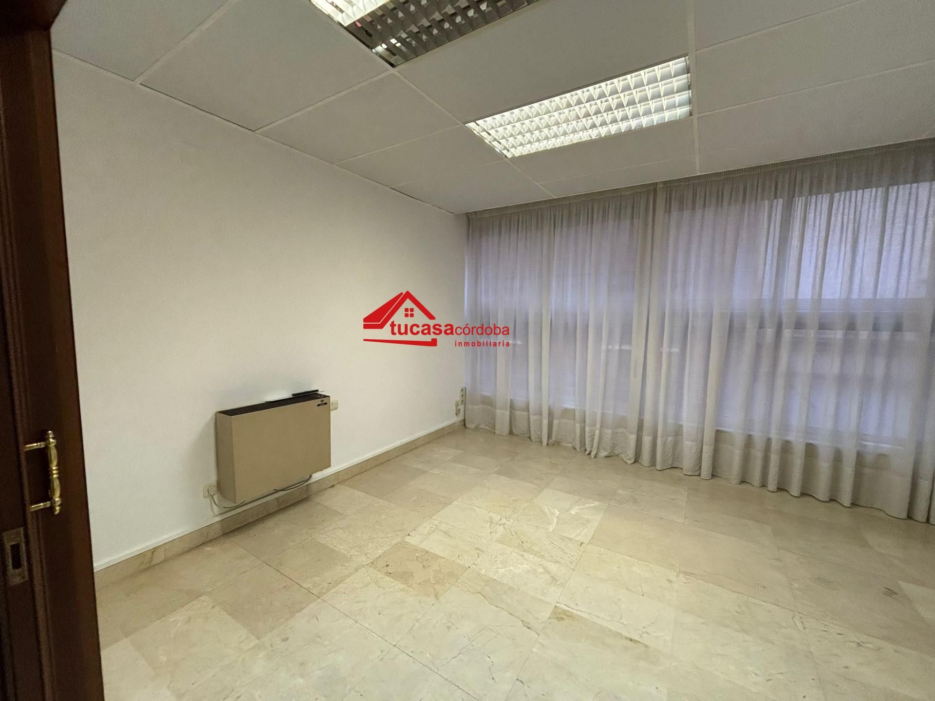 Oficina en venda en  Córdoba Capital