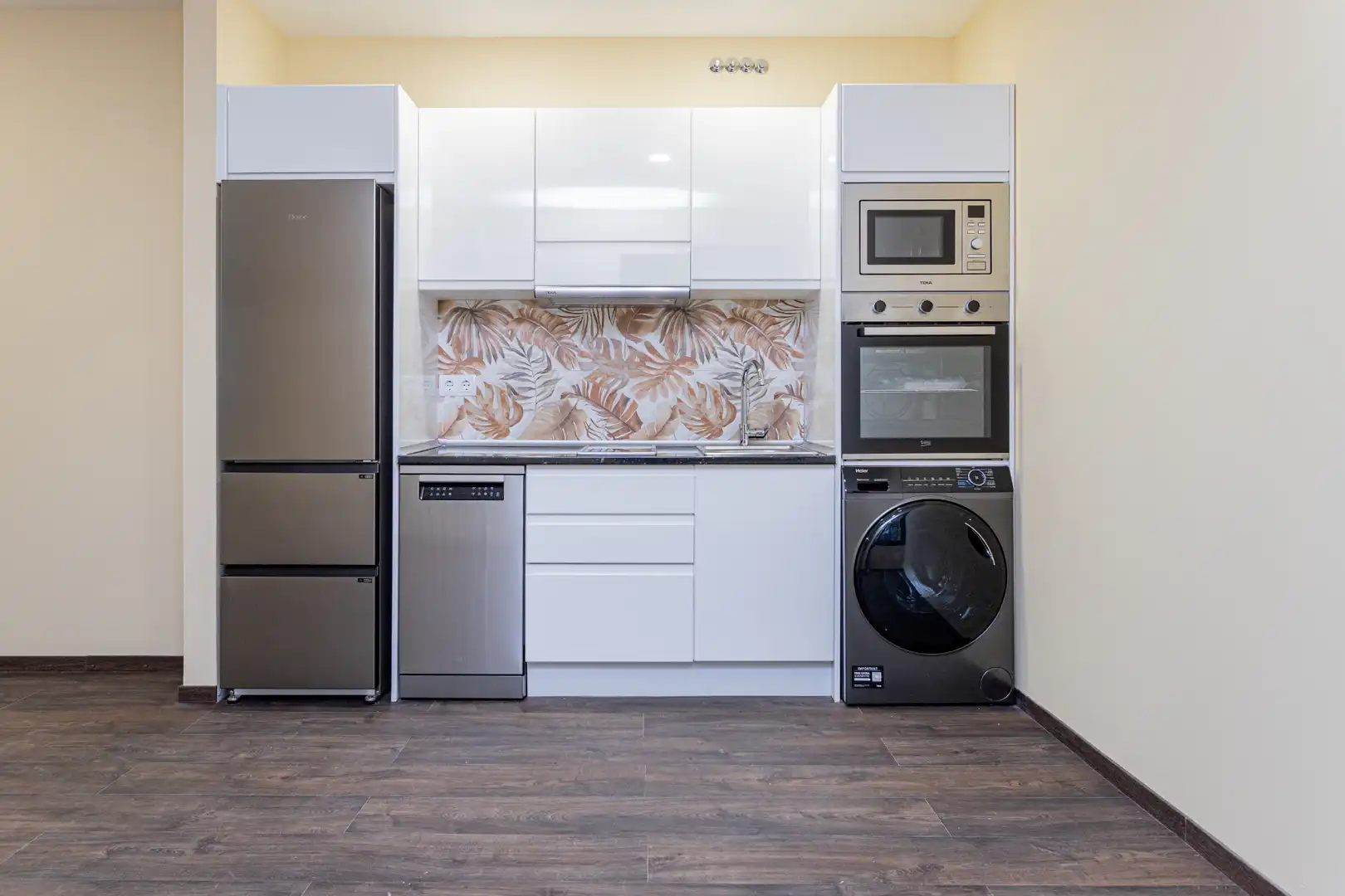 Cocina de Piso en venta en Majadahonda con Aire acondicionado, Calefacción y Horno