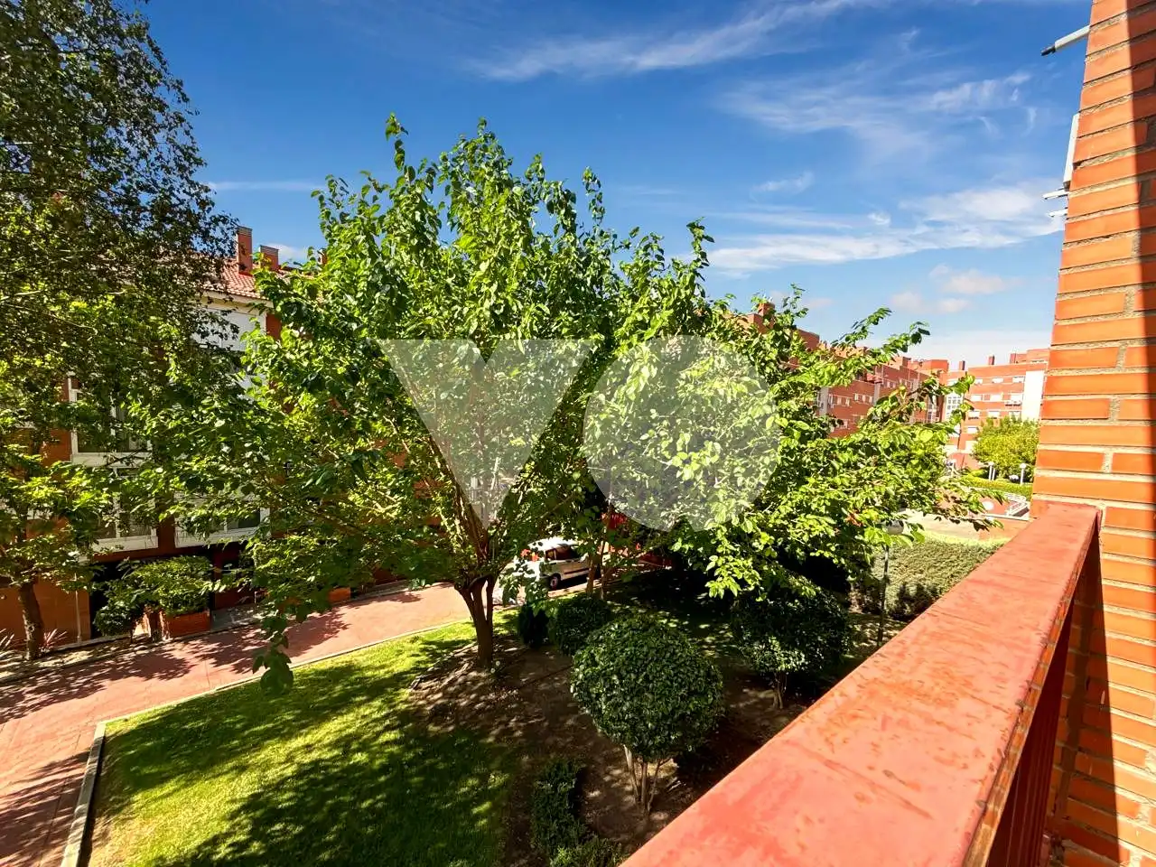Jardí de Pis en venda en Madrid amb Calefacció, Parquet i Terrassa