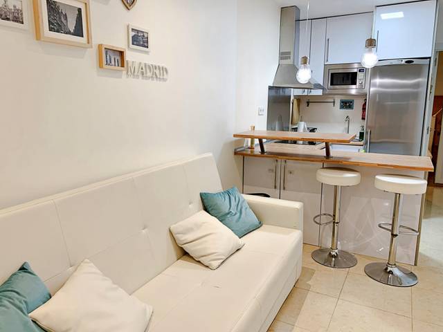 Piso en Alquiler en Calle ILUSTRACION en Argüelles