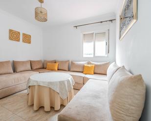 Living room of Flat for sale in  Madrid Capital  with Heating, Terrace and Furnished