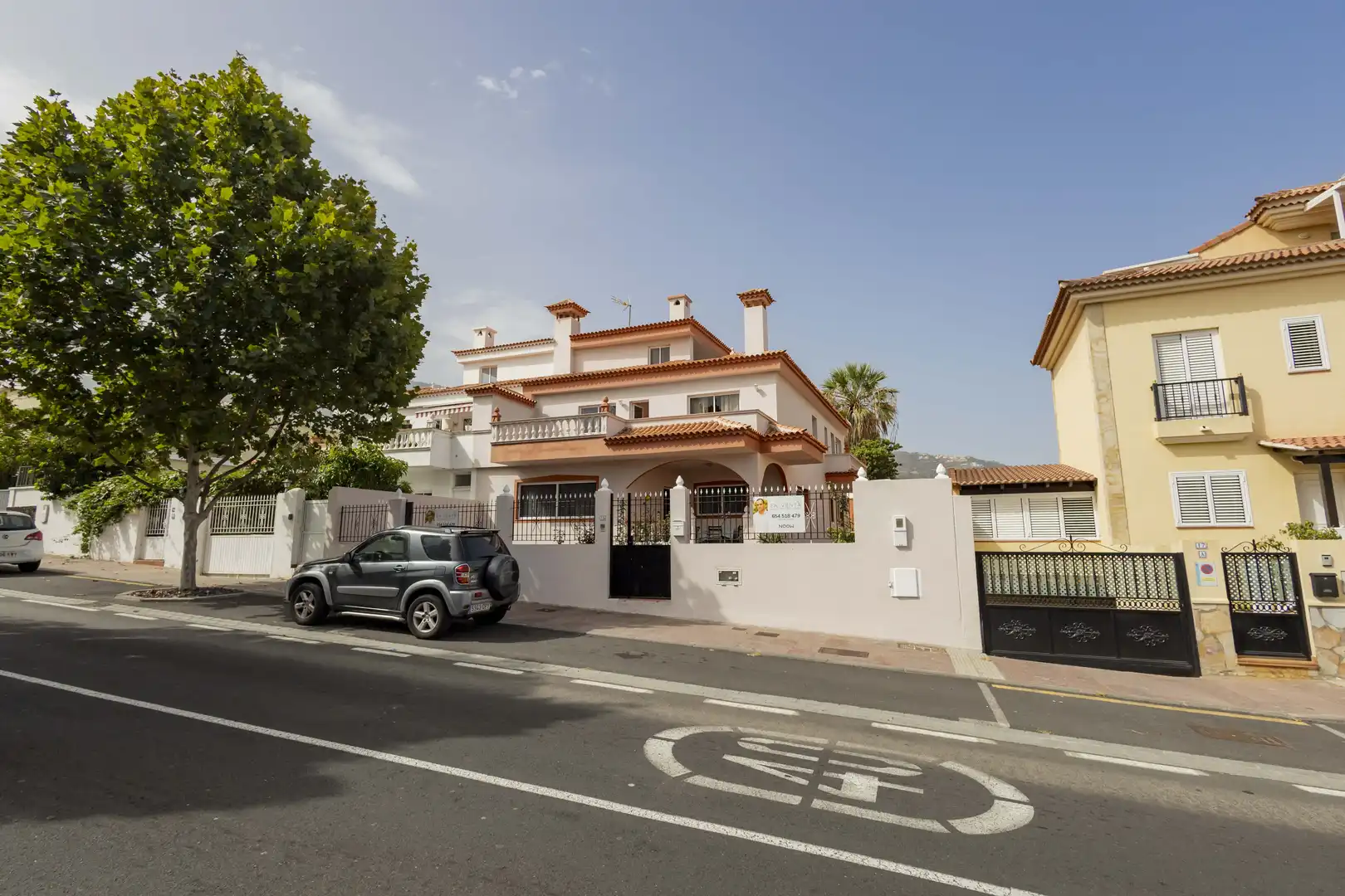 Vista exterior de Casa adosada en venta en Los Realejos con Jardín privado, Terraza y Trastero
