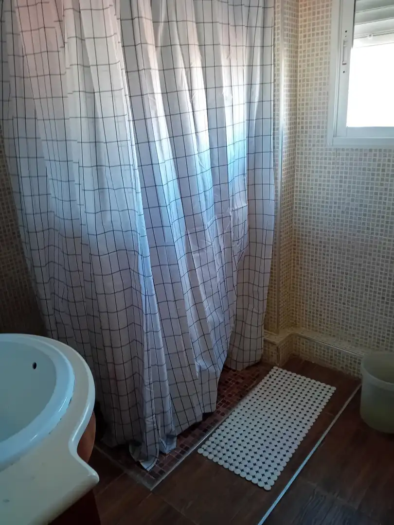 Baño de Casa o chalet en venta en Pozuelo de Calatrava con Aire acondicionado, Calefacción y Terraza