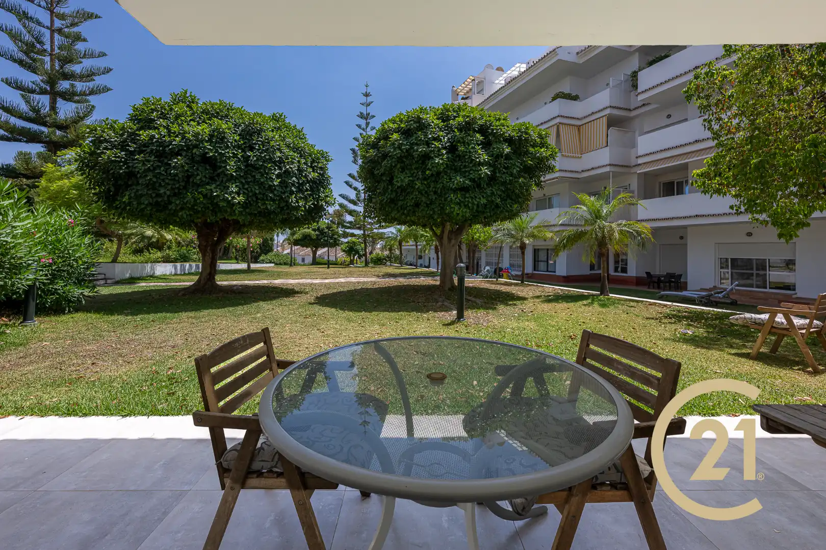 Terraza de Planta baja en venta en Marbella con Aire acondicionado, Terraza y Amueblado
