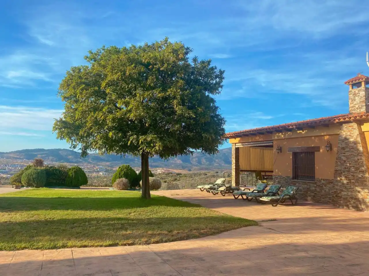Garden of Houses for sale in Plasencia  with Air Conditioner, Private garden and Swimming Pool