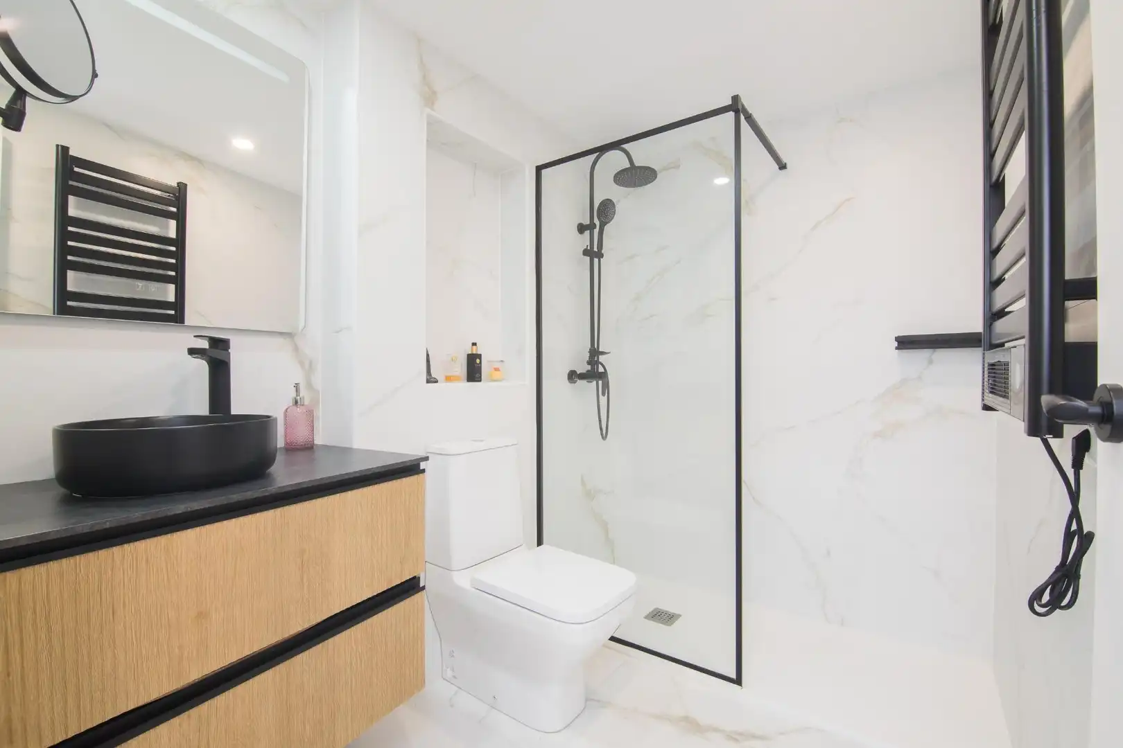 Baño de Piso en venta en Elche / Elx con Aire acondicionado y Balcón