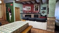 Sala d'estar de Casa o xalet en venda en Villamediana de Iregua amb Calefacció, Terrassa i Traster