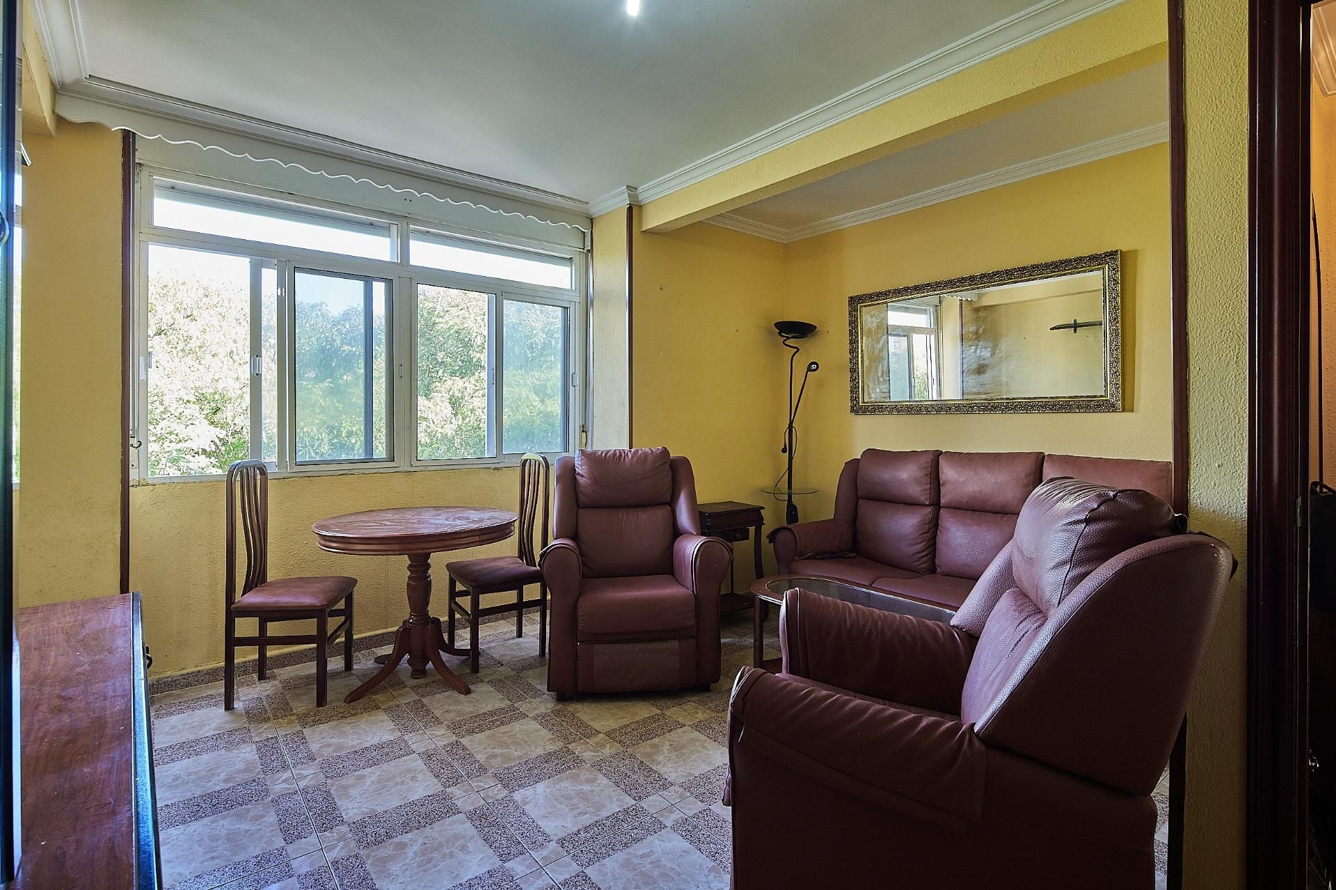 Sala d'estar de Pis en venda en  Cádiz Capital