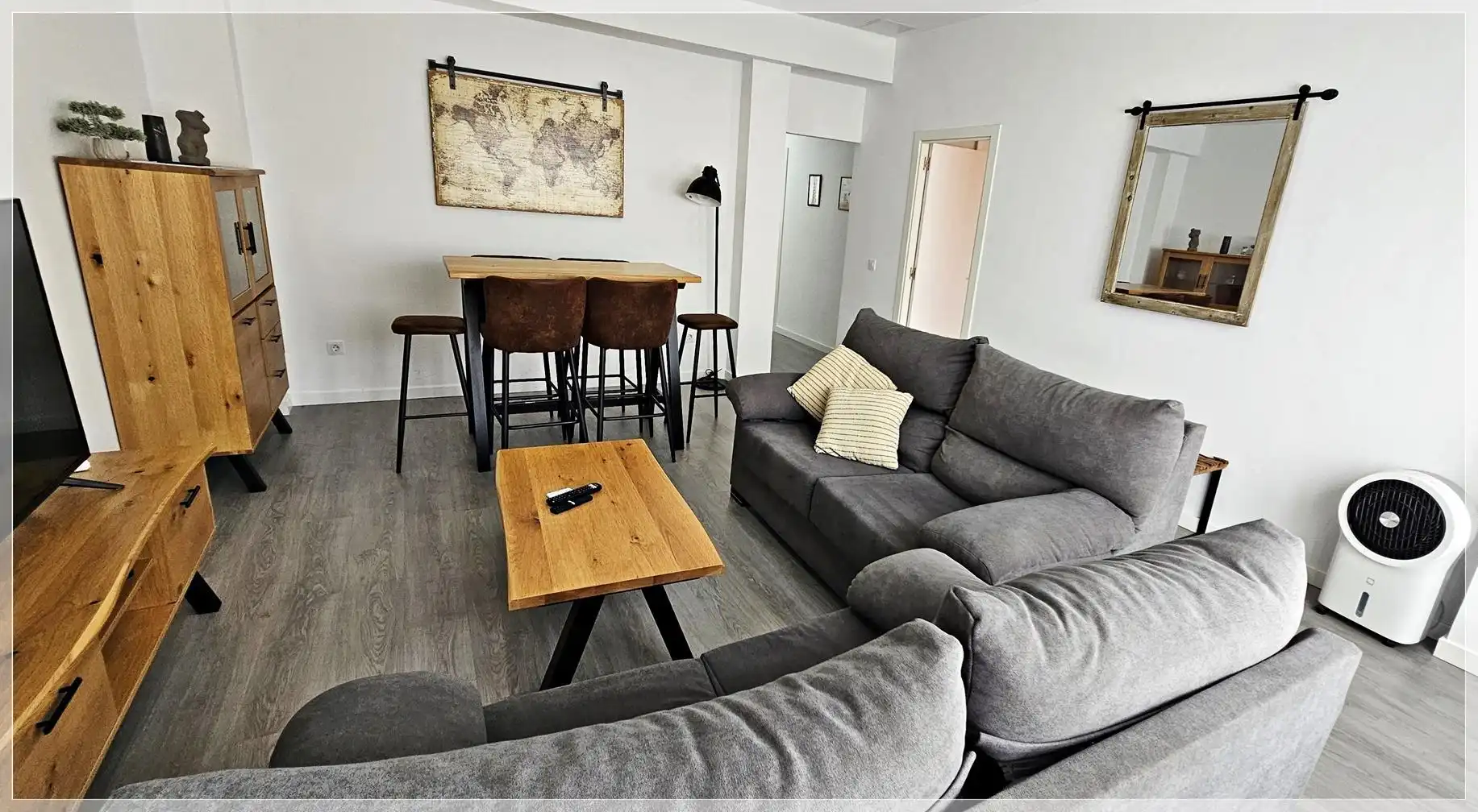 Sala d'estar de Pis en venda en Las Palmas de Gran Canaria amb Parquet