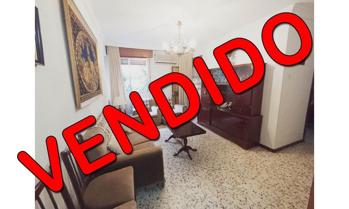 Living room of Flat for sale in  Sevilla Capital  with Air Conditioner and Heating