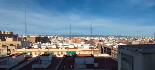 Piso en Alquiler en Torrefiel